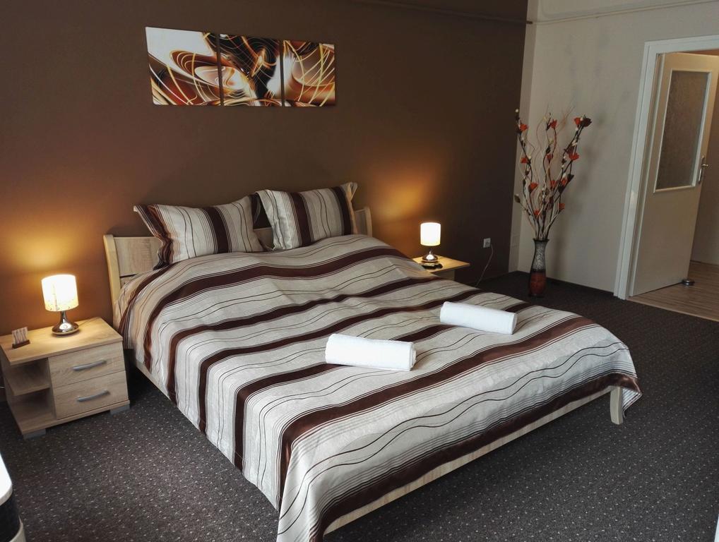 Adel Apartman Makó 外观 照片